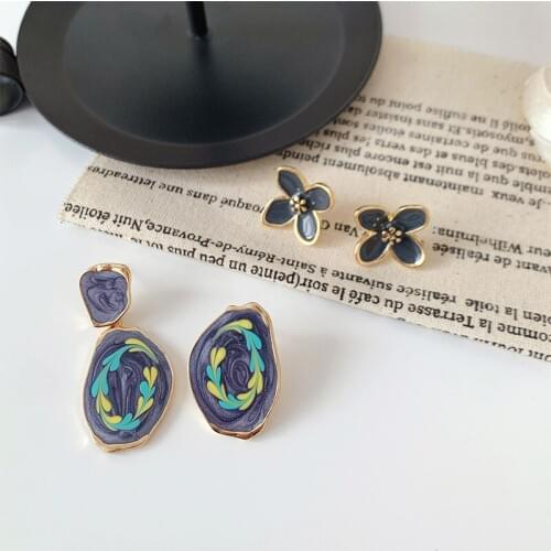 Korean Cute Painting Metal Drop Earrings for Women Girl Colorful Geometric Round Flower Statement Dangle Earrings Party Jewelry