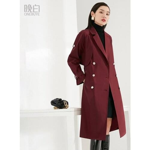 The same style of shopping mall in late white 2021 autumn new simple Lapel long sleeve slim fit belt long windbreaker coat