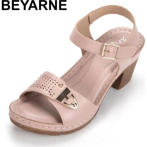 BEYARNE2021 Summer New Women Fashion Pu Hollow Buckle Sandals Comfortable Beach Shoes Versatile Hot Women Sandals