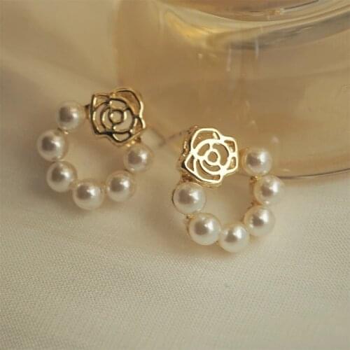 Vintage Imitation Pearl French Stud Earrings for Women Girls Metal Hollow Flower Korean Party Jewelry Elegant Ear Gifts