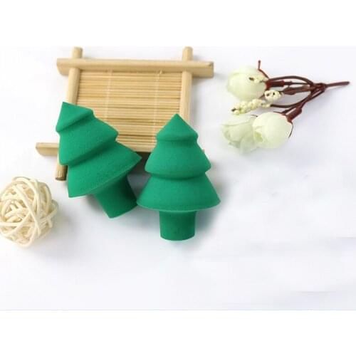 2Pcs/Set Christmas Tree Shape Women Girl Face Beauty Tool Foundation Cosmetic Makeup Sponge Applicator Powder Puff