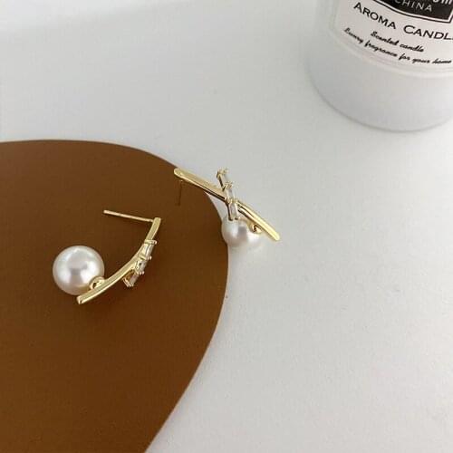 ALLNEWME French Retro Shinning CZ Metal Cross Dangle Earrings for Women Simulated Pearls Drop Earrings Unique Design Accessories