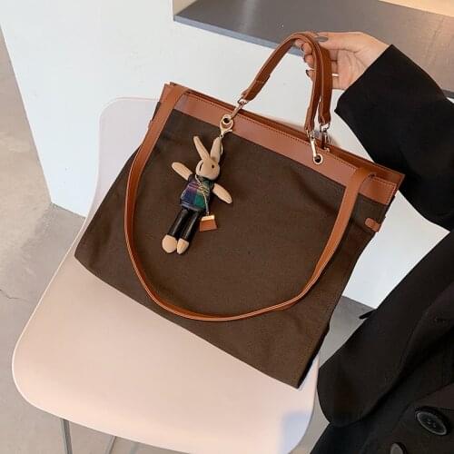 Luxury Oversize Shopper Totes Bags Women Brown Designer Brand Handbags Quality Canvas/PU Shoulder Bags With Cartoon Pendant
