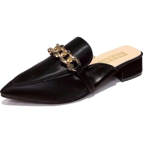 2021 New Summer Slippers Slides Outdoor Shoes Pointed Toe Mules Shoes Chain Rhinestone Slippers sandalia chausson Women Shoes