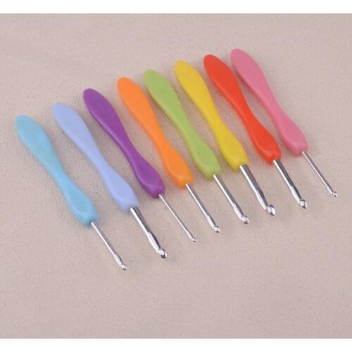 LETAOSK 8 pcs Multi-Color Soft Grip Handle Aluminum Crochet Hook Knitting Needles Kit 2.5-6mm