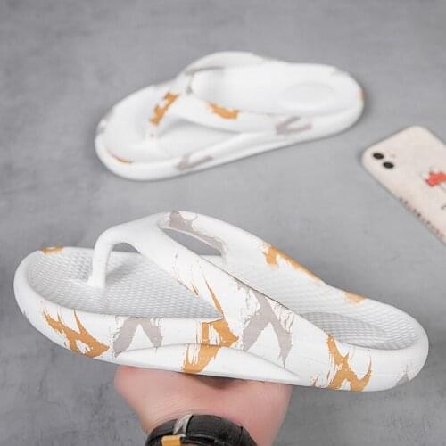 Fashion Flip Flop Men Light Flat Slippers for Men Casual Home Soft Designer Sandals Luxury Room Mens Flip Flops for Summer G21