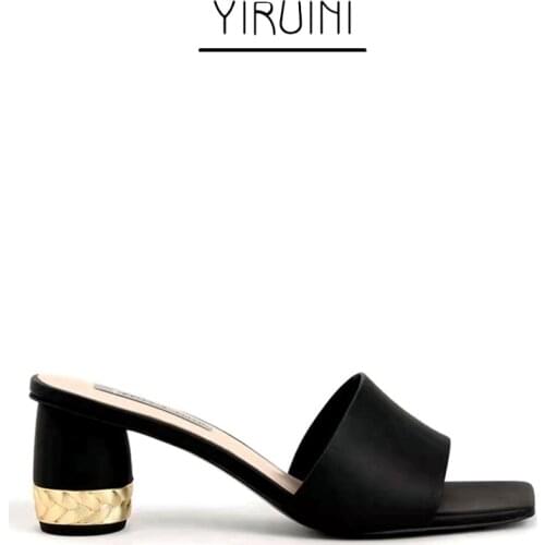 2021 Summer New Sandals Women White Temperament Small Pleated Pull Strap High-Heeled Sandals Shoes for Women