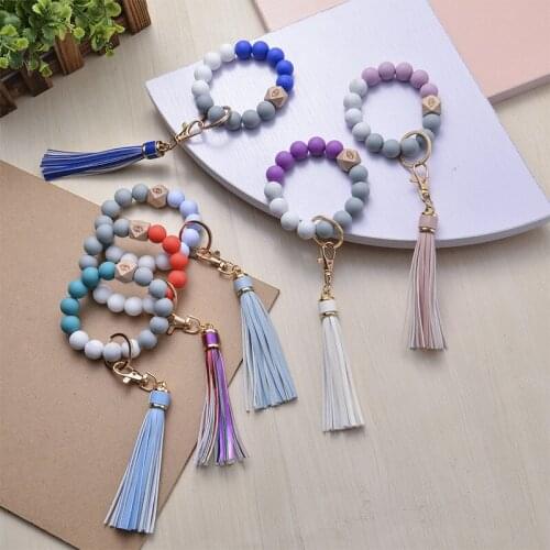New Fashion Multicolor Wood Beads Creative Bracelet Acrylic Keychain Women Geometric Tassel Pendant Charms Keychain Accessories