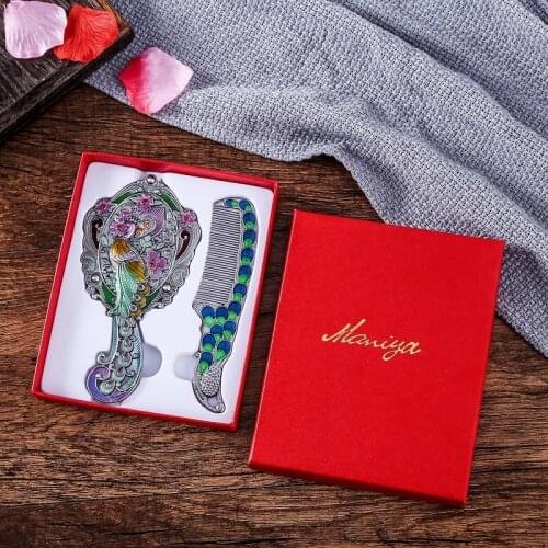 Make Up Mirror Chinese Vintage Hollow-out Carving Rhinestone Mirror Comb Set with Gift Box Elegant Pocket Mirror for Women