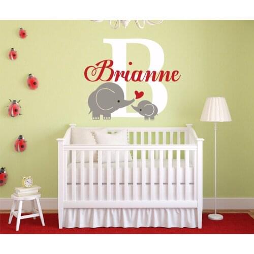 Personalized Custom Name Vinyl Wall Stickers Mother & Son Elephant Wall Decal For Kids Room Nursery Elephant Kiss Art Decor A558