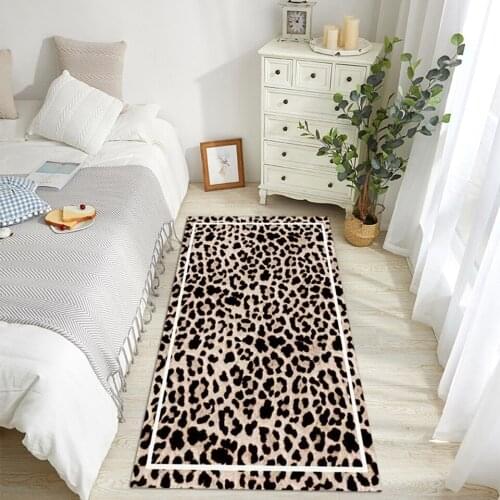 Leopard Print Carpet Bedroom Bedside Area Rug Classic Sexy Home Decor European Living Room Carpet Non-Slip Chair Sofa Lounge Mat