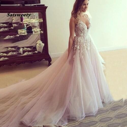 V Neck Tulle Wedding Dresses Applique Open Back Sleeveless A Line Floor Length Cathedral Train Bridal Dress Vestido De Noiva