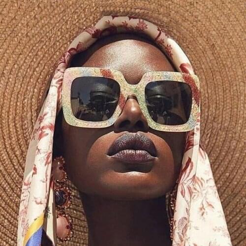 Vintage Square Sunglasses Women 2018 Men Cat Eye Fashion Sunglasses Trend Brand Women Rainbow Color Frame Eyeglass Oculos De Sol