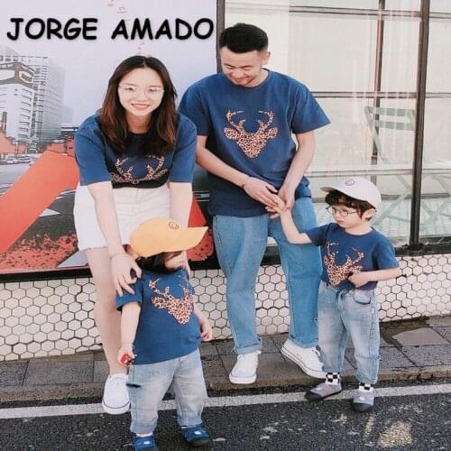 2021 New Summer Family of Five Matching Sets Cartoon Giraffe T-shirt Mother Father Son Daughter Matching Outfits E009