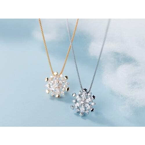 MloveAcc 925 Sterling Silver Korean Fashion White Zirconia Snowflake Pendant Necklace Jewelry for Women Girls Daughter Gift