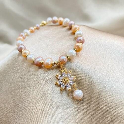 Trendy Delicated Stainless Steel Gold Plated Beaded Pearl Bracelet With Sunflower Pendant Pearl Beads Bracelet for Women 2021