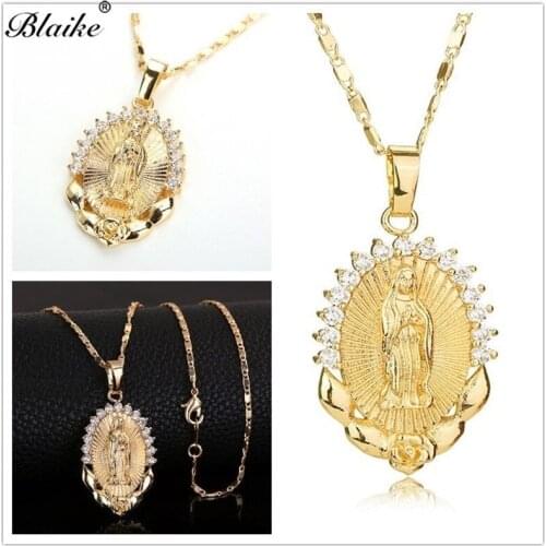 Blaike Plated Blessed Catholic Virgin Mary Pendant Necklace Fashion Zircon Retro Rose Pattern Oval Religion Prayer Necklace