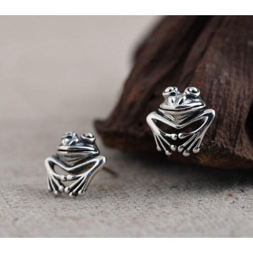 Miuoxion Retro Irregular Frog Earrings Fashion Personality Party Punk Jewelry For Women Feature Namour Charm Gift All Seasons