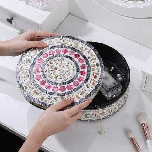 European Shell Storage Jar with Lid Bedroom Cosmetic Container Living Room Desktop Snacks Organizer Home Decoration Modern