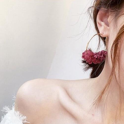 Fashion Big Circl Hoop Earrings For Women Flower Shape Round Earrings Party Jewelry Gift