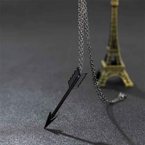 New Men Women Punk Arrow Necklace Black Chain Arrow Pendant Fashion Jewelry Simple Necklaces Accessories Gifts