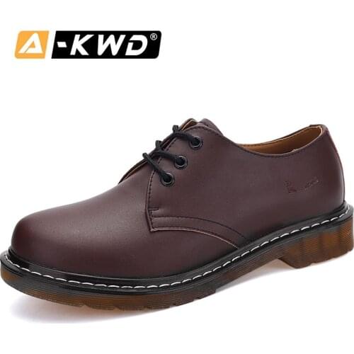 Fashion Shoes 2019 Lace-up Low Help Men Boots Soulier Homme Plus Size Shoes 35-45 Wear Resistent Men Loafers Shoes Spilt Leather