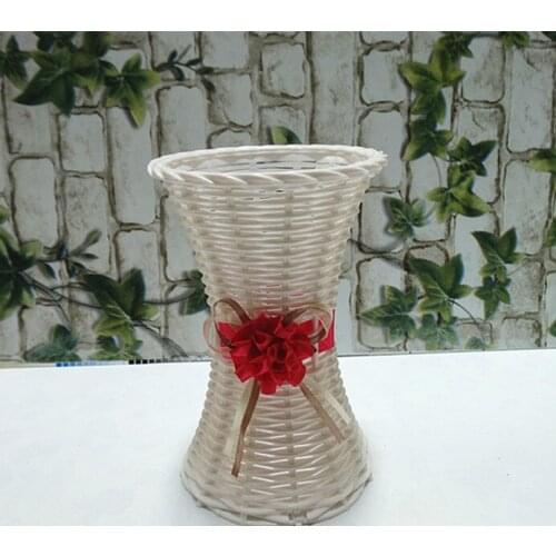 Kurisuta Plastic Flower Vases