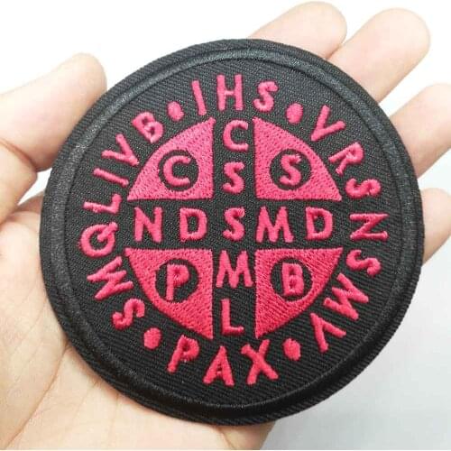 Red Letters Round Iron On Embroidered Clothes Patches For Clothing Stickers Garment Wholesale