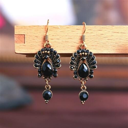 Creative 2020 accessories retro national style inlaid peacock lady Indian Earrings Fashion Egyptian jewelry wholesale