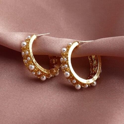 Punk Girl Earrings Korean Fashion New Wild Net Red Pearl C-shaped Earrings Womens Clothing Manufacturer Sales Pendiente