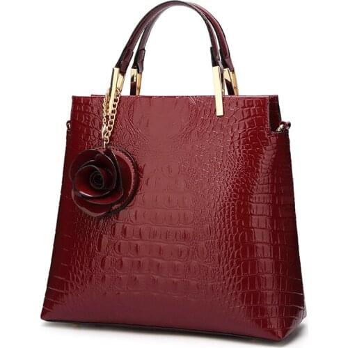 Women Crocodile Pattern Handbag Leather Designer Large Lock Shoulder Bag Black Female Bag Alligator Handbag Messenger Bags