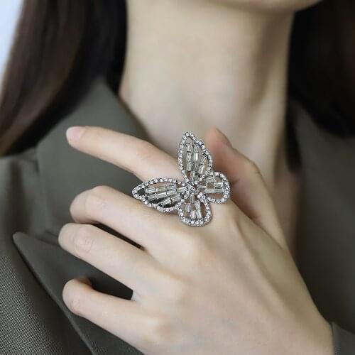 Yanqueens Cocktail Rings