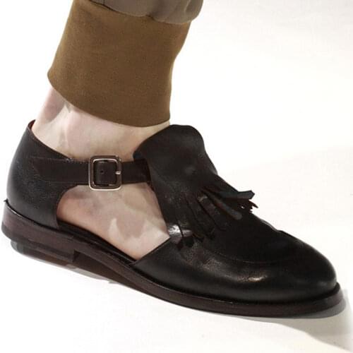 New Designer Mens Hollow Out Summer Gladiator Sandals 2021 Retro Tassel Genuine Leather Sandals Office Man Work Breathable Shoes