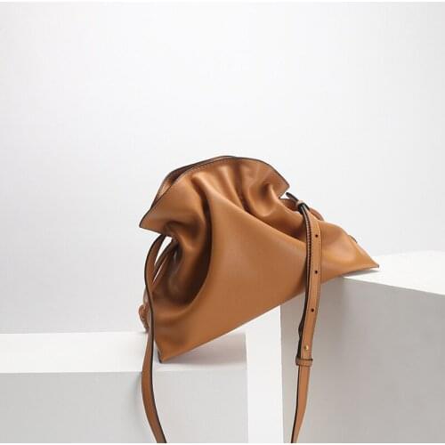 OUSSON 2021 New Design Leather Ladies Fashion Bucket Bag Exquisite Crossbody Bag Drawstring Bag