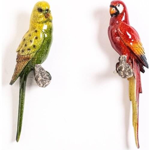 Wall Hanging Macaw Statue Ornamental Resin Parrot Couple Sculpture Craft Embellishment for Sitting Room Decor Door Accessories