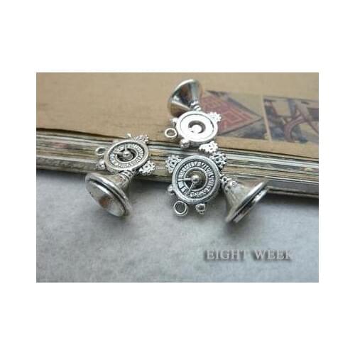 Zinc alloy pendant jewelry accessories diy handmade material charms 20 * 23mm ancient silver trumpet clock
