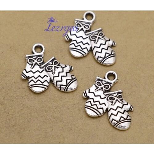 30pcs/lot--16x16mm Antique Silver Plated Christmas Gloves Charms Winter Pendants DIY Supplies Jewelry Making Finding Accessories