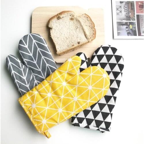 Kitchen Thickened Heat-insulating Gloves Microwave Oven Special Household Anti-scalding Gloves High Temperature Baking Tools 1PC