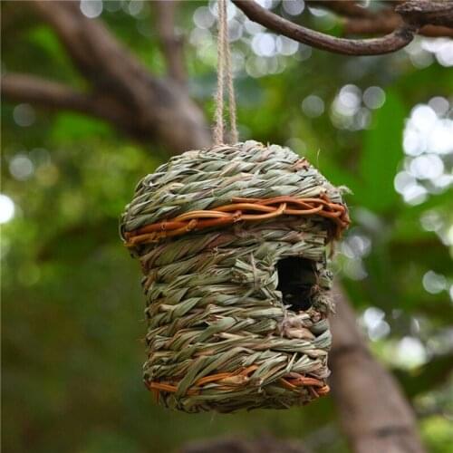 Hand-Woven Bird Cage Natural Grass Birdhouse Durable Outdoor Eco-Friendly Cages Birdhouse Woven Garden Decoration Supplies