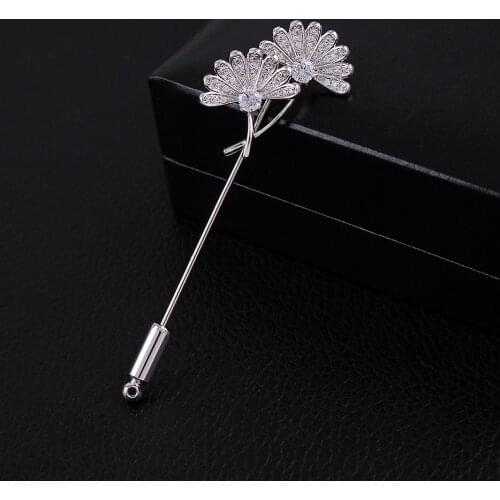Micro-Inlaid Gem Fashion Ginkgo Leaf Brooch Men And Women High-End Crystal Pin Type Elegant Sweet Brooch Brooch