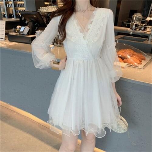 Fairy White Dress Women Korean New Fashion Retro High Waist Cute Puffy Dress Mesh Gauze V-neck Lace Holiday Party Dresses