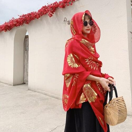 New Fashion Spring Summer Women Bronzing Cotton Linen Beach Silk Scarf Shawls Red Female Long Wraps Vacation Sunscreen Hijab