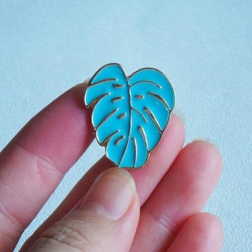 Simple Green Plant Leaf Metal Brooch Pins DIY Button Pin Denim Jacket Pin Badge Gift Jewelry
