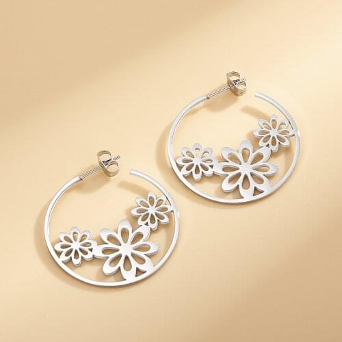 Vintage Exquisite Pattern Hoop Earrings Chinese Wedding Earrings Ladies Banquet Temperament Jewelry Gifts