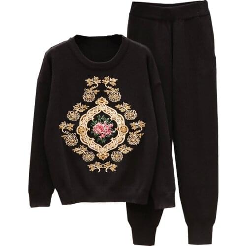 New Spring Two Piece Sets Women Sports Knitted Suit Sets Woman Embroidery Pullover Sweaters & Trousers Set Casual Loose Suit Set