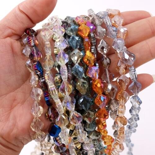 20pcs/lot Colorful Leaf Shape Crystal Beads 8x10mm Fashion Jewelry Glass Beads Pendants Favor Woman Charm Bracelets DIY Beads