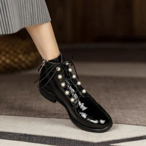 New Fall Shoes Women 2021 Winter Ankle Boots Women Patent Leather Chunky Boots Low Heel Women Shoes Pearl Lace up Modern Boots