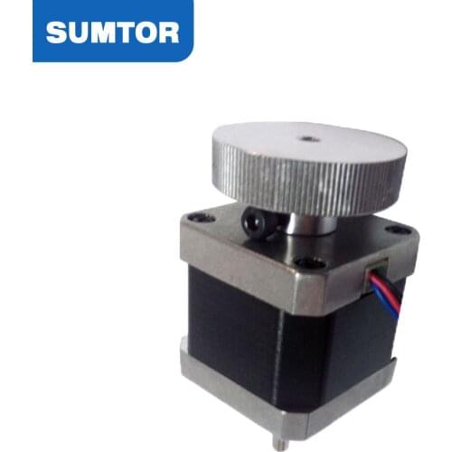 Nema 17 stepper motor 40mm motor body length 40N.cm holding torque with 5mm diameter hand wheel