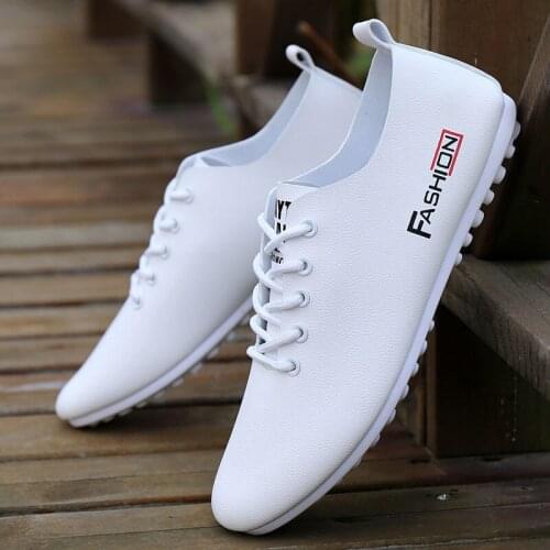 Spring Mens Casual Shoes Breathable Soft Bottom Leather Shoes Korean Mens Shoes comfor Trendy White Shoes Mens All-Matching