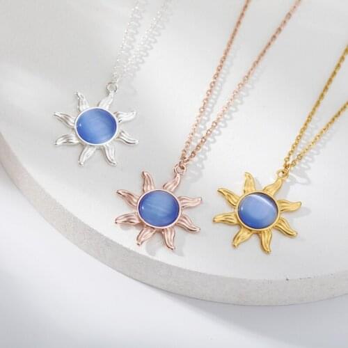 Natural Moonstone Labradorite stainless steel jewelry Pendants Necklaces Sun Shape Vintage Fashion Woman Pendants